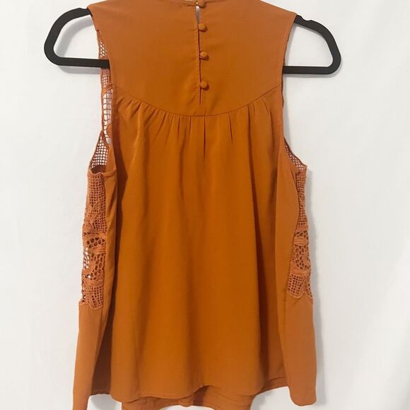 🟢Chelsea28 Lace Tank with Crochet Detailing in Rust Orange Size XS - Picture 3 of 7
